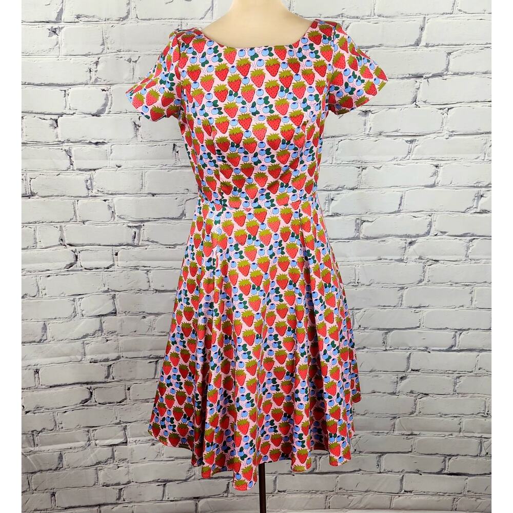 Eva Rose Dress Small Strawberry Retro 50s Rockabilly Cherrygirl Cottagecore